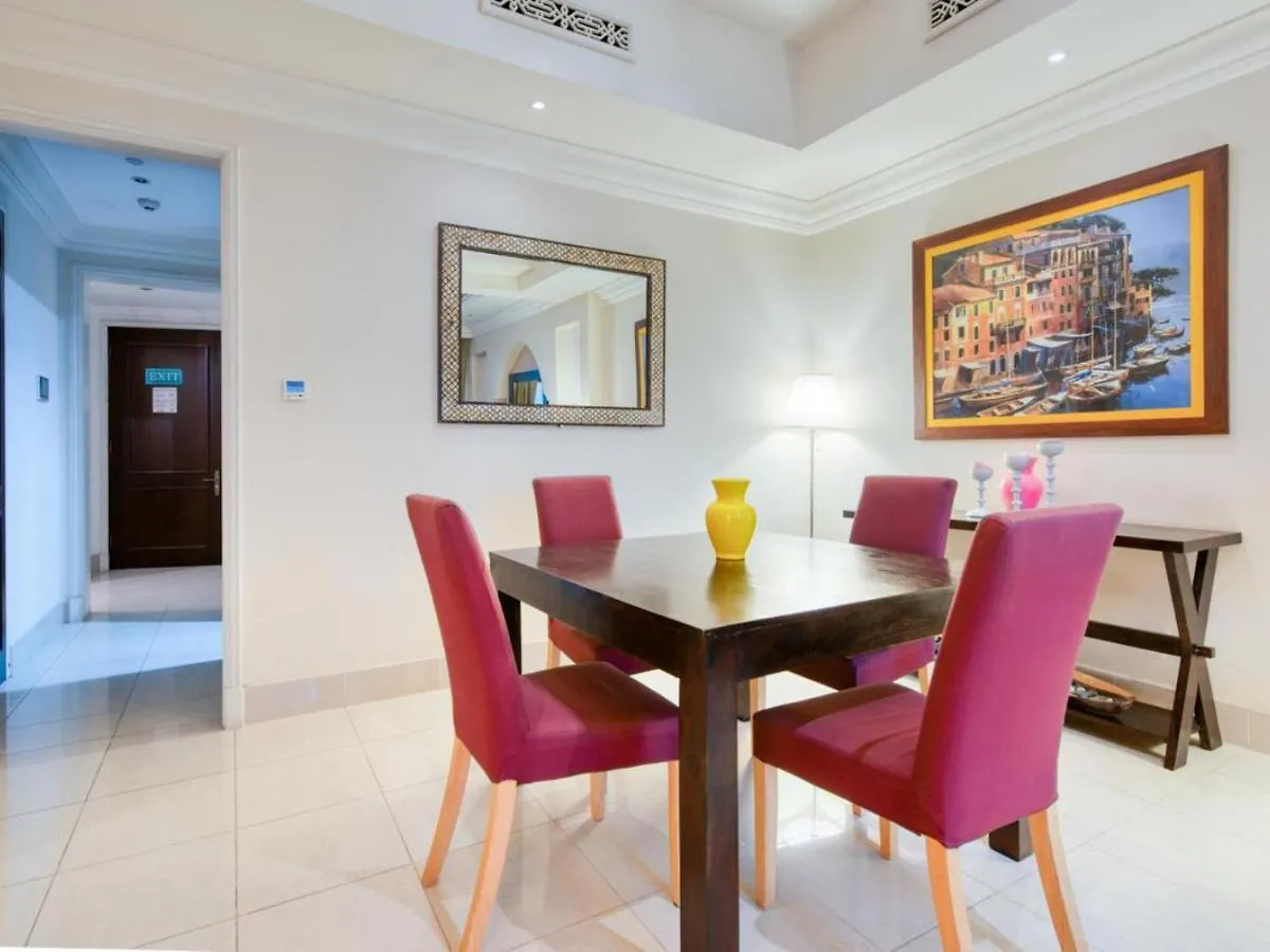 Rh- Burj Khalifa View, 1 Bedroom Apartment Near Souk Al Bahar  ドバイ
