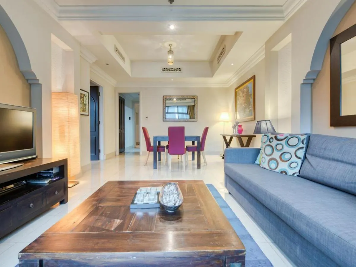 Rh- Burj Khalifa View, 1 Bedroom Apartment Near Souk Al Bahar ドバイ